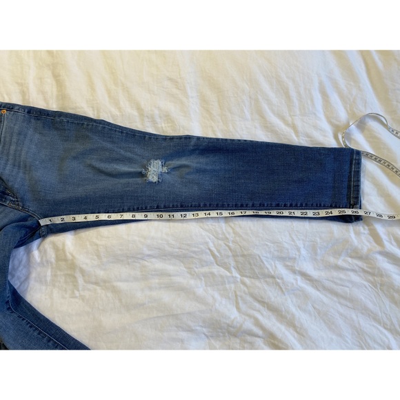 Levi's Ripped Detail Boyfriend Jeans Size 28 - Picture 6 of 11